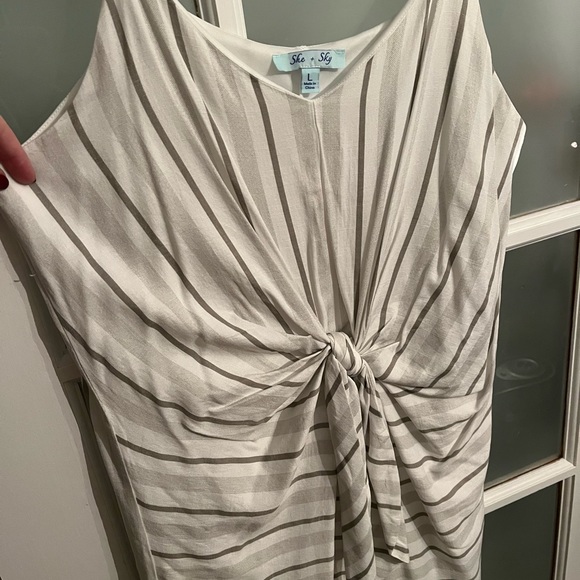 Womens she & sky tie front dress size lg - Picture 2 of 6